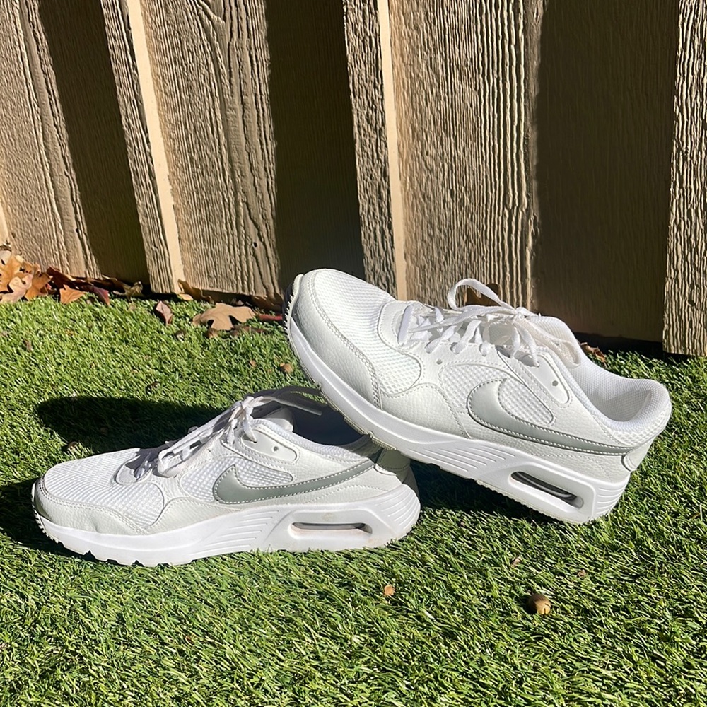 Pristine Nike Air Sneakers